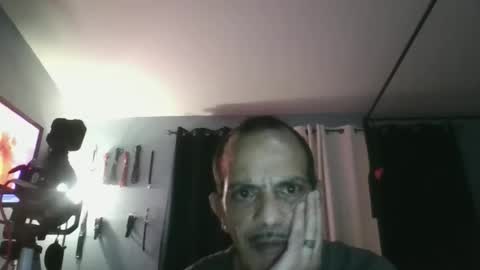 Snapshot of bellaskeykeeper chatting on February 2026 03:32:02 AM Bellaskeykeeper online show from February 2026 03:32:02 AM