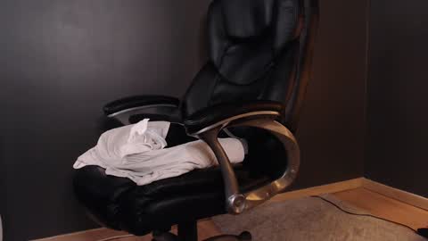 Belle online show from January 2025 08:03:02 PM