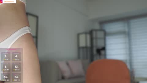 Belle Adrienne  IG  online show from November 2025 06:35:01 AM