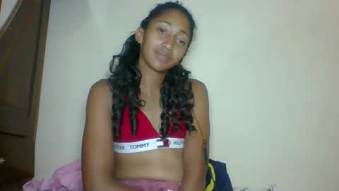 Snapshot of belle_annah chatting on May 2026 06:15:02 PM belle_annah online show from May 2026 06:15:02 PM