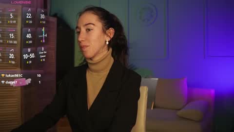 Snapshot of belle_via chatting on November 2025 03:44:01 PM Bella online show from November 2025 03:44:01 PM