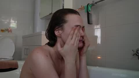 BELLE   online show from November 2025 03:38:02 AM