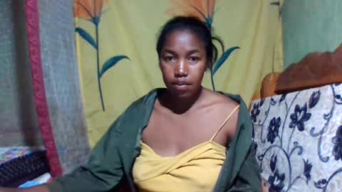 Snapshot of bellemiahxx chatting on July 2026 05:20:02 AM bellemiahXx online show from July 2026 05:20:02 AM