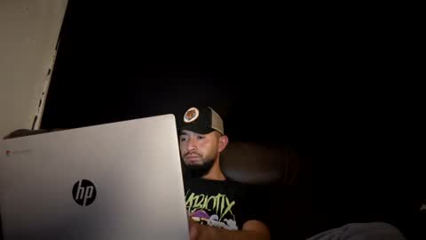 Snapshot of bemysecrett chatting on December 2024 10:10:02 AM bemysecrett online show from December 2024 10:10:02 AM