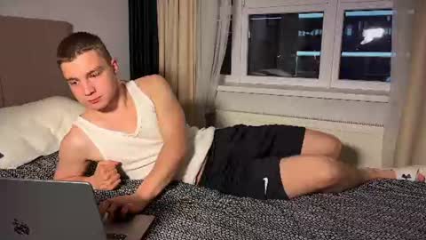 Snapshot of ben_harmon chatting on June 2026 07:05:02 PM ben_harmon online show from June 2026 07:05:02 PM