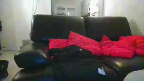 Snapshot of benbare13 chatting on November 2025 06:30:01 PM benbare13 online show from November 2025 06:30:01 PM