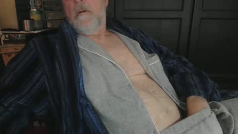 Snapshot of bendrinkin chatting on January 2025 10:11:02 AM bendrinkin online show from January 2025 10:11:02 AM