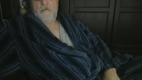 Snapshot of bendrinkin chatting on January 2025 10:07:02 AM bendrinkin online show from January 2025 10:07:02 AM