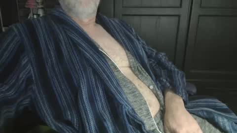 Snapshot of bendrinkin chatting on January 2025 10:11:01 AM bendrinkin online show from January 2025 10:11:01 AM