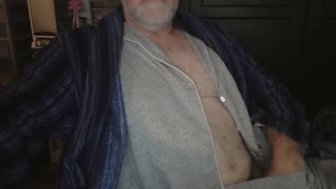 Snapshot of bendrinkin chatting on February 2025 10:19:01 AM bendrinkin online show from February 2025 10:19:01 AM