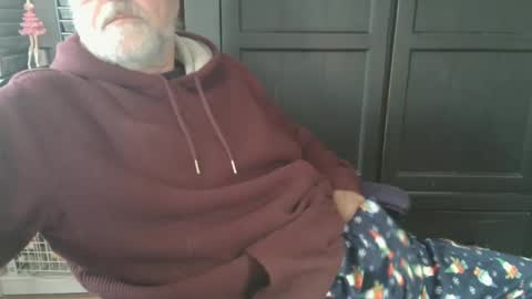 Snapshot of bendrinkin chatting on February 2025 09:15:02 PM bendrinkin online show from February 2025 09:15:02 PM