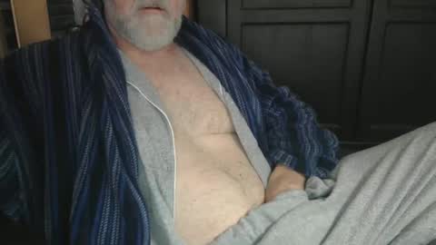 Snapshot of bendrinkin chatting on February 2025 10:15:02 AM bendrinkin online show from February 2025 10:15:02 AM