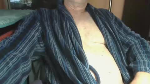 Snapshot of bendrinkin chatting on September 2025 10:06:01 AM bendrinkin online show from September 2025 10:06:01 AM