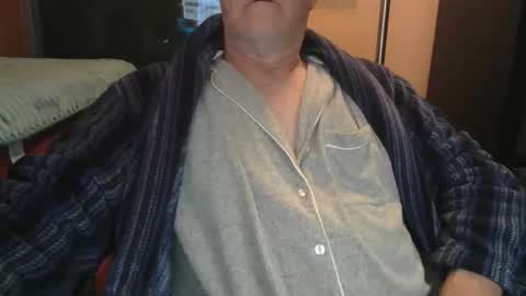 Snapshot of bendrinkin chatting on October 2025 10:07:01 AM bendrinkin online show from October 2025 10:07:01 AM