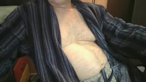 Snapshot of bendrinkin chatting on November 2025 10:59:02 AM bendrinkin online show from November 2025 10:59:02 AM