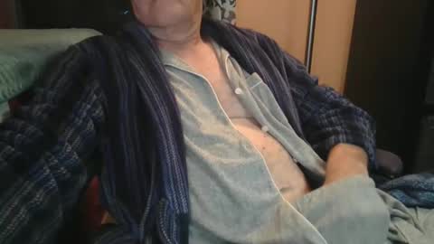 Snapshot of bendrinkin chatting on November 2025 10:04:02 AM bendrinkin online show from November 2025 10:04:02 AM