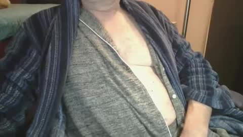 Snapshot of bendrinkin chatting on March 2026 08:51:02 AM bendrinkin online show from March 2026 08:51:02 AM