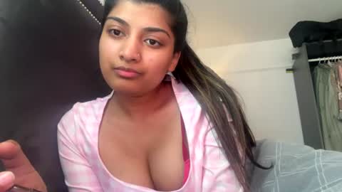 bengalibaddie7_x online show from July 2026 04:22:01 PM