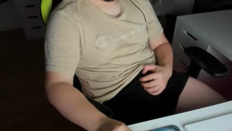 Snapshot of benjamin440 chatting on September 2025 10:22:02 PM benjamin440 online show from September 2025 10:22:02 PM