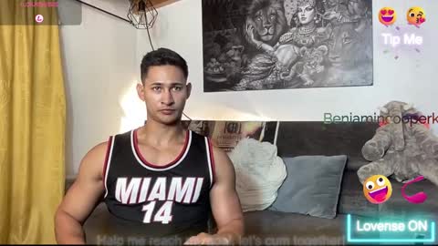 benjamincooperk online show from February 2026 10:28:01 PM