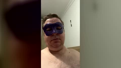 benjaminserranobarriga84 online show from May 2026 10:38:02 PM