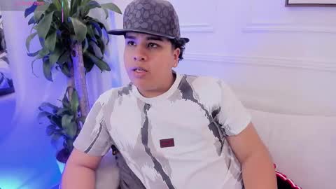 bennett_alejoo online show from September 2025 04:10:02 PM