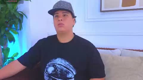 Snapshot of bennett_alejoo chatting on July 2026 06:14:02 PM bennett_alejoo online show from July 2026 06:14:02 PM