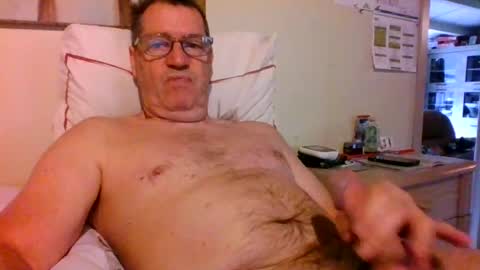 Snapshot of bennybutterfly007 chatting on June 2026 08:05:02 AM bennybutterfly007 online show from June 2026 08:05:02 AM