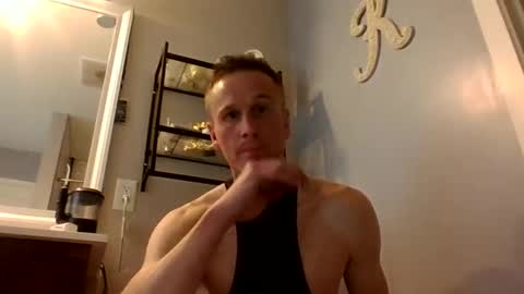 Snapshot of bennyc04041987 chatting on May 2026 08:35:02 PM BennyC online show from May 2026 08:35:02 PM