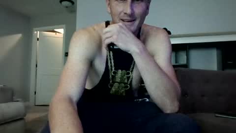 Snapshot of bennyc04041987 chatting on July 2026 08:40:02 PM BennyC online show from July 2026 08:40:02 PM