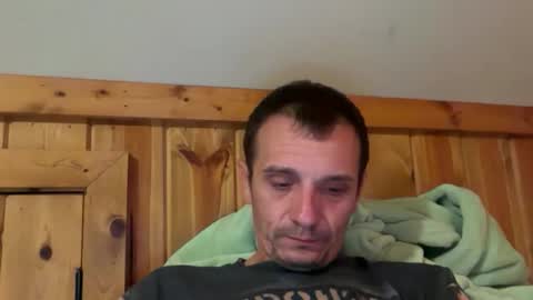 Snapshot of bennymn chatting on June 2026 04:45:01 AM benny and innocentvixon online show from June 2026 04:45:01 AM