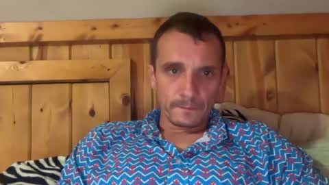 Snapshot of bennymn chatting on July 2026 04:15:01 AM benny and innocentvixon online show from July 2026 04:15:01 AM