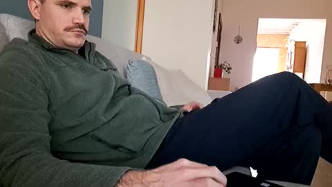 benoitgmx12 online show from November 2025 08:49:02 AM