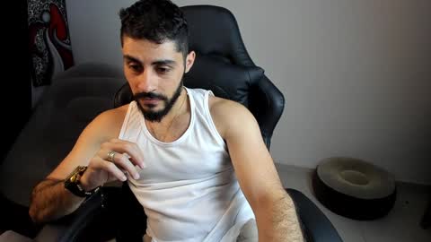 Snapshot of benpatrick69 chatting on January 2025 09:45:01 PM ben online show from January 2025 09:45:01 PM