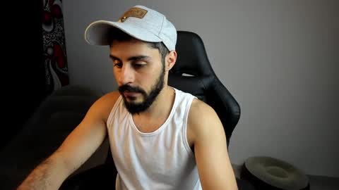 Snapshot of benpatrick69 chatting on January 2025 11:28:01 PM ben online show from January 2025 11:28:01 PM