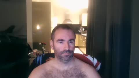 Snapshot of bensince1984_ chatting on January 2026 01:21:02 AM Ben online show from January 2026 01:21:02 AM