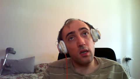 Snapshot of bentish chatting on June 2026 07:57:02 AM bentish online show from June 2026 07:57:02 AM