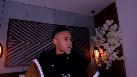 bento_fox online show from November 2025 03:07:01 AM