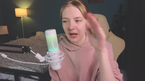 Snapshot of benty_bunny chatting on January 2025 11:26:02 AM Alice online show from January 2025 11:26:02 AM