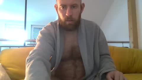 berg863 online show from November 2025 11:44:01 AM