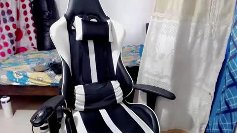 Bergon77 online show from January 2025 06:14:02 PM