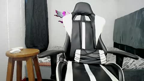 Bergon77 online show from April 2026 07:11:01 AM