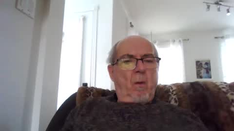 bernard1102 online show from January 2025 06:12:02 PM