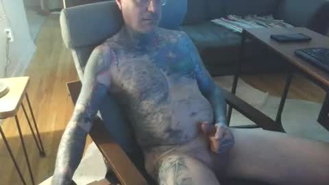 Snapshot of bernhard666 chatting on May 2026 12:09:02 PM bernhard666 online show from May 2026 12:09:02 PM