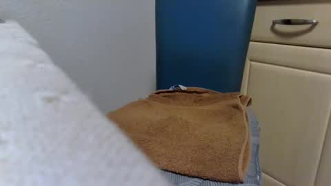 bernie6004 online show from February 2026 07:42:02 PM