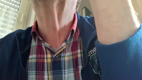 bernie6004 online show from February 2026 11:33:01 AM