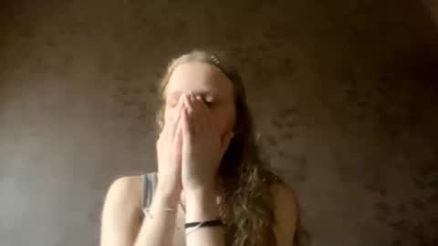 Sophia online show from October 2025 11:07:02 AM