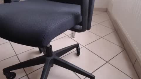 eagle1976 online show from October 2025 07:30:01 AM