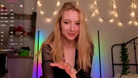 Hi Im NikaComing back online on Monday 3 online show from June 2026 06:12:02 AM