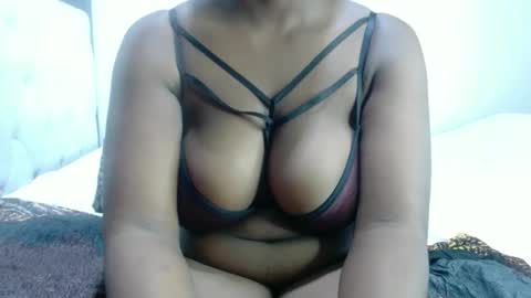 berrycany online show from February 2026 07:10:01 PM